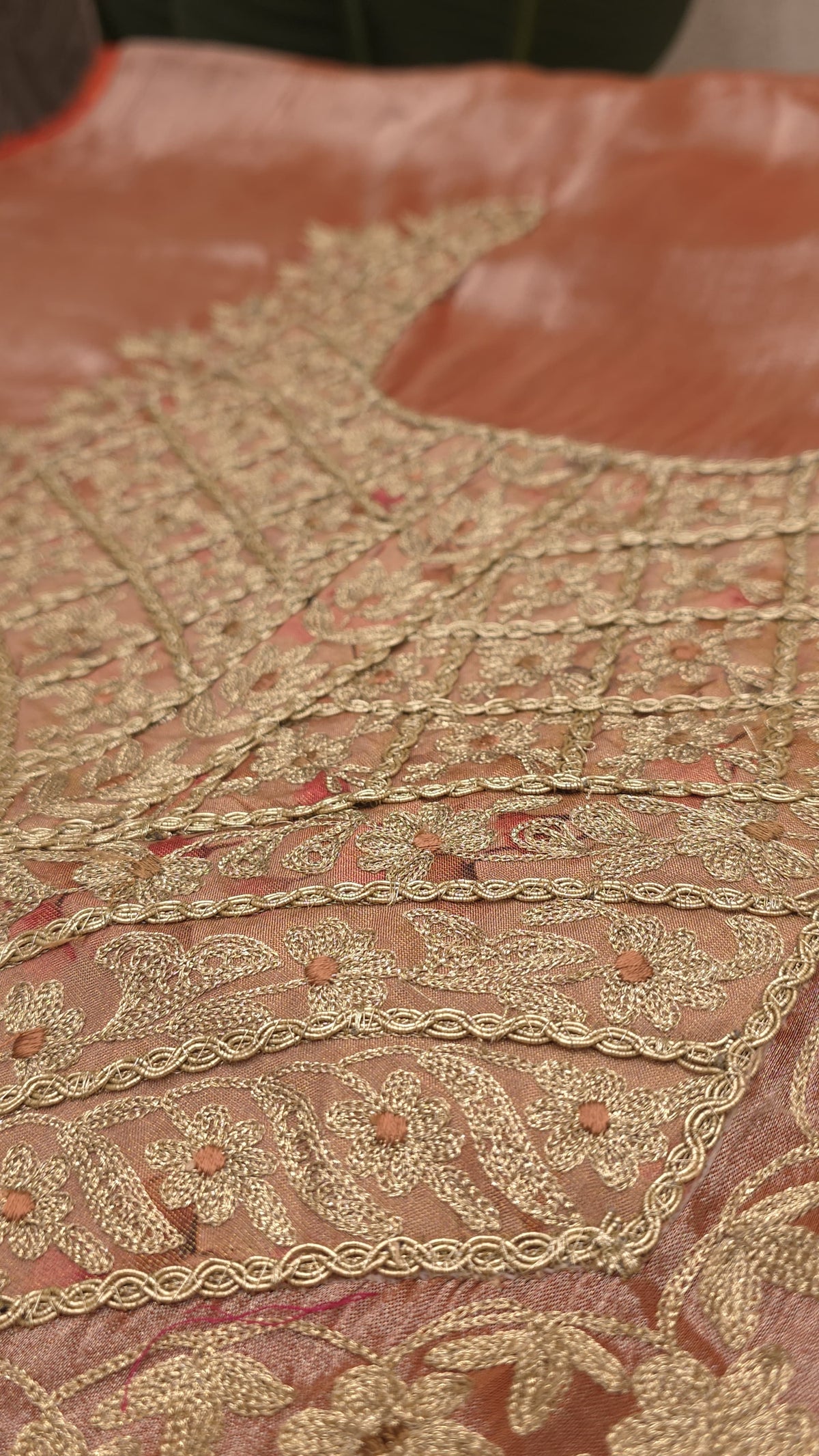 Luxury Pure Tissue Suit - Antique Gold Embroidery