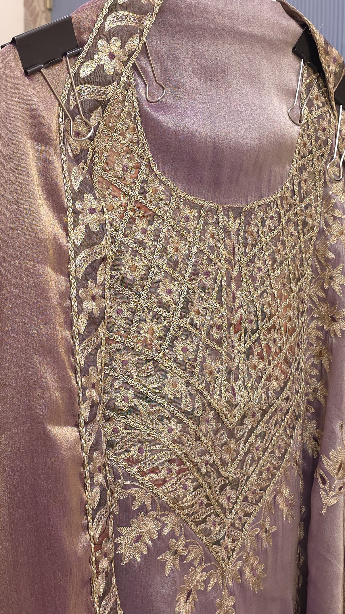 Luxury Pure Tissue Suit - Antique Gold Embroidery