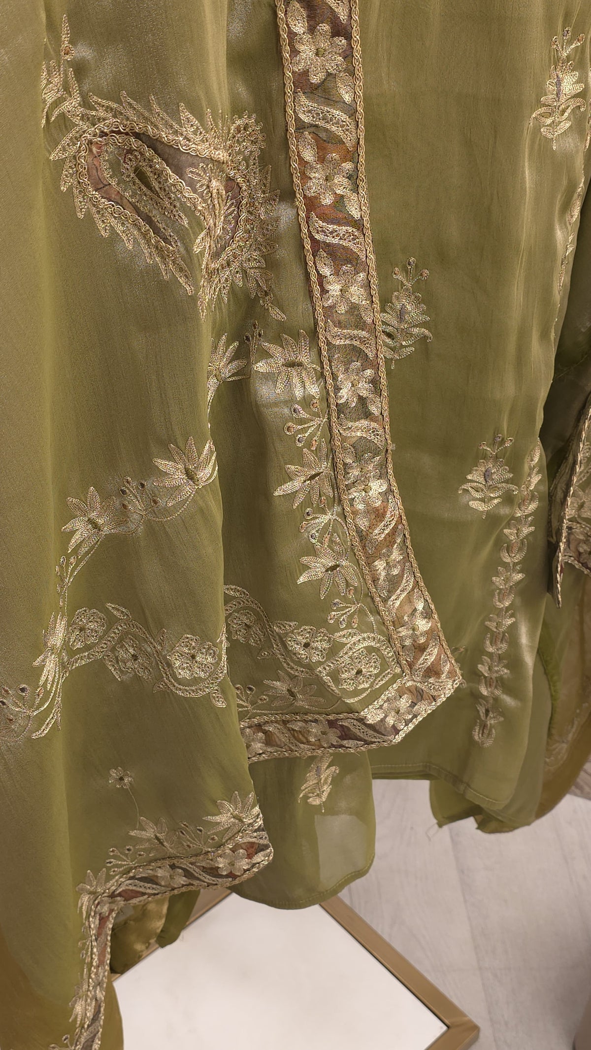 Luxury Pure Tissue Suit - Antique Gold Embroidery