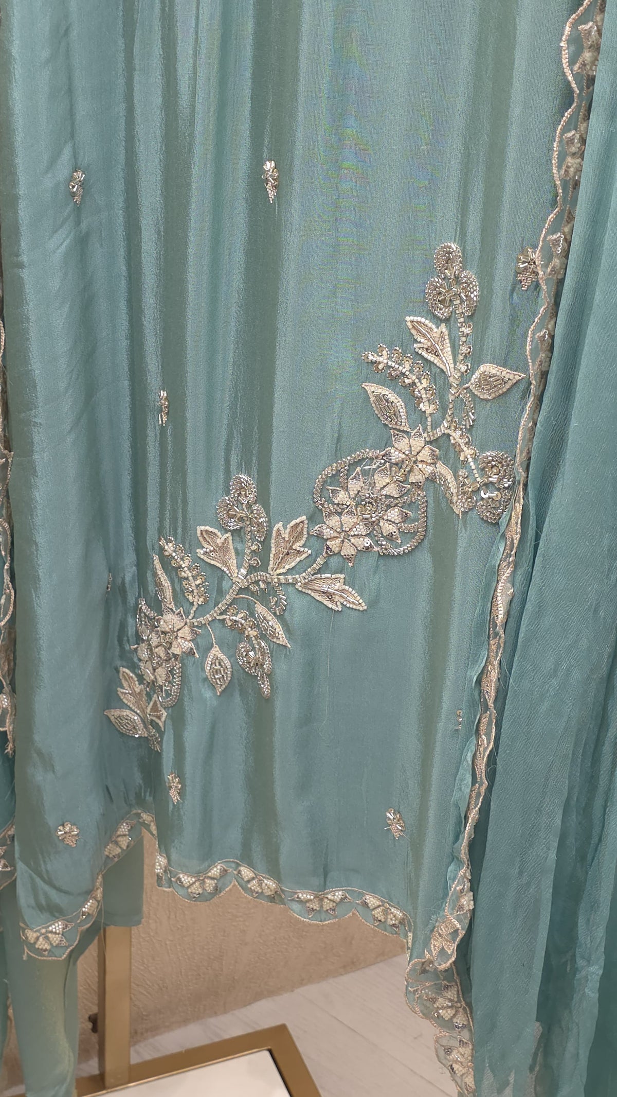 Designer Soft Tissue Embroidered Suit