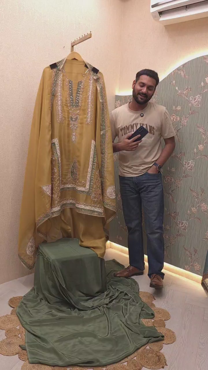 Celebrity Designer Inspired 9.0 (Nidhe Tholia)