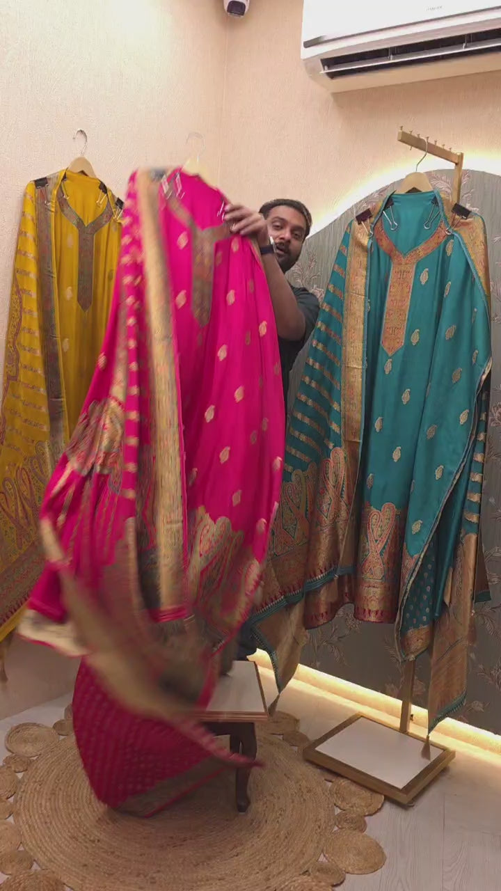 Silk Jacquard Weave suits with Position Printing 10.O