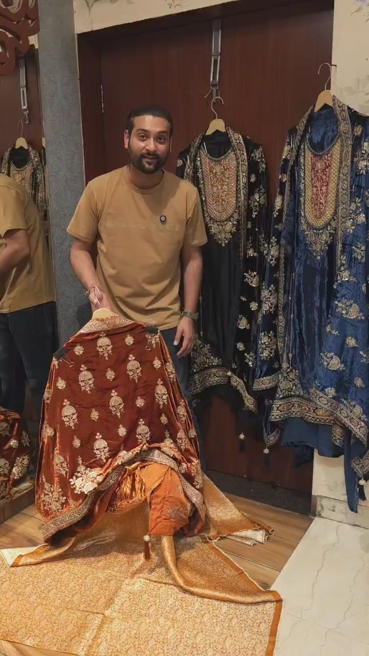 Velvet -Odhni Suit 1.O