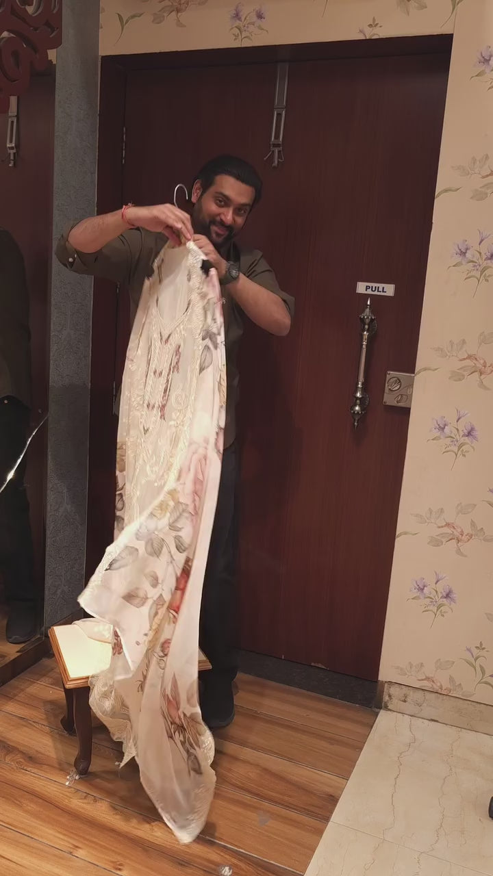 PAKISTANI COLLECTION IN SOFTEST ORGANZA
