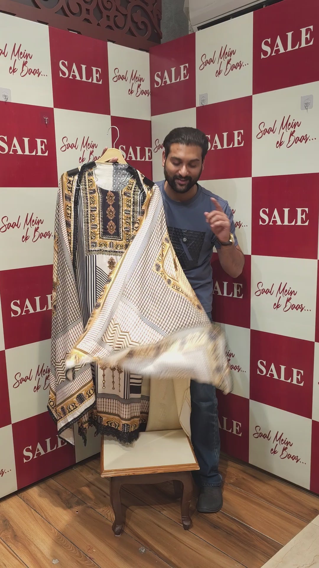 Geometric Pakistani Muslin Suit