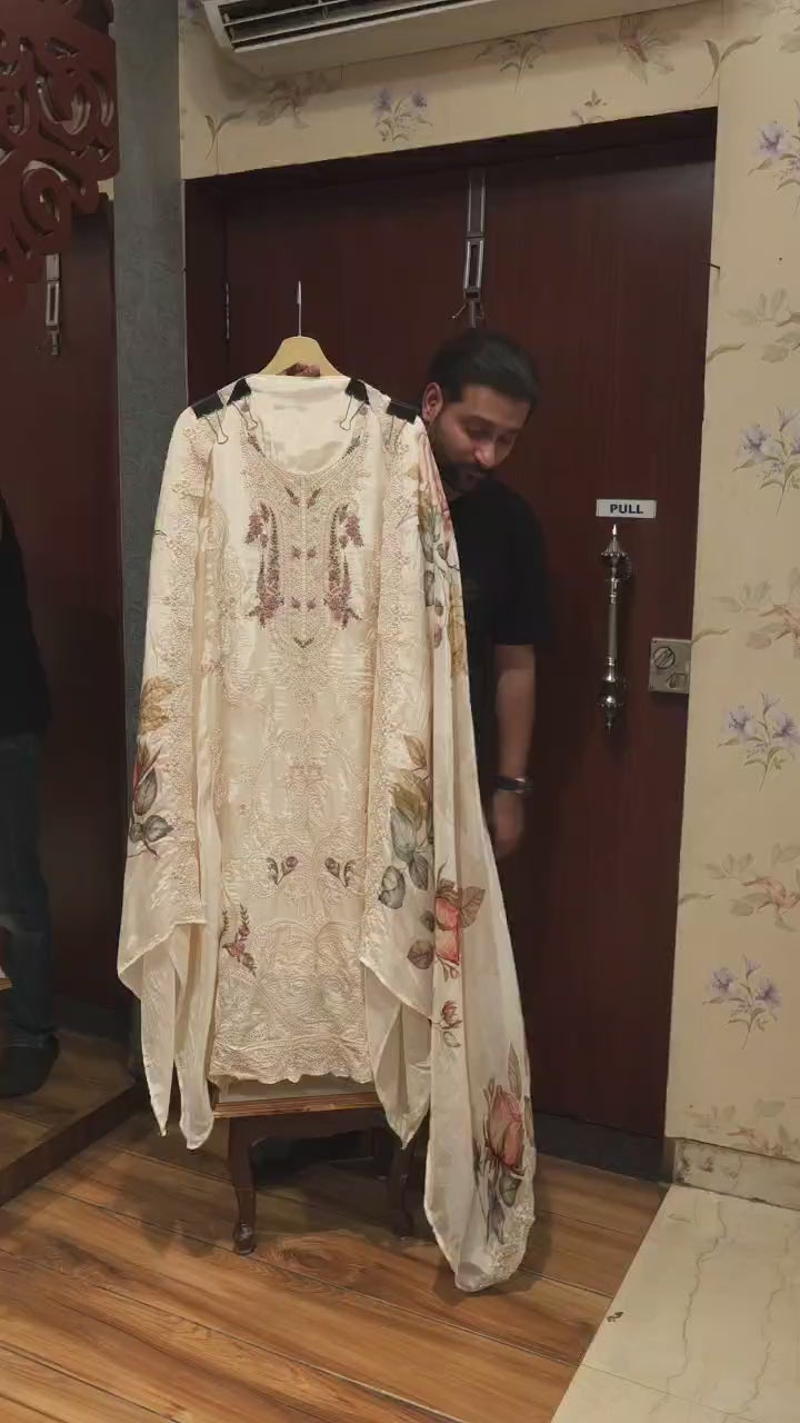 2025 Viral Pakistani Design – Now in Crepe Silk (Eid Special Drop)