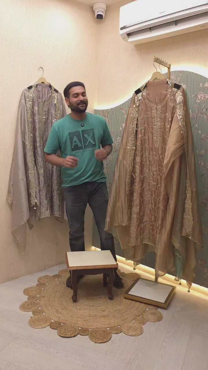luxurious Pure Tissue Matte Gold Pitta Suit