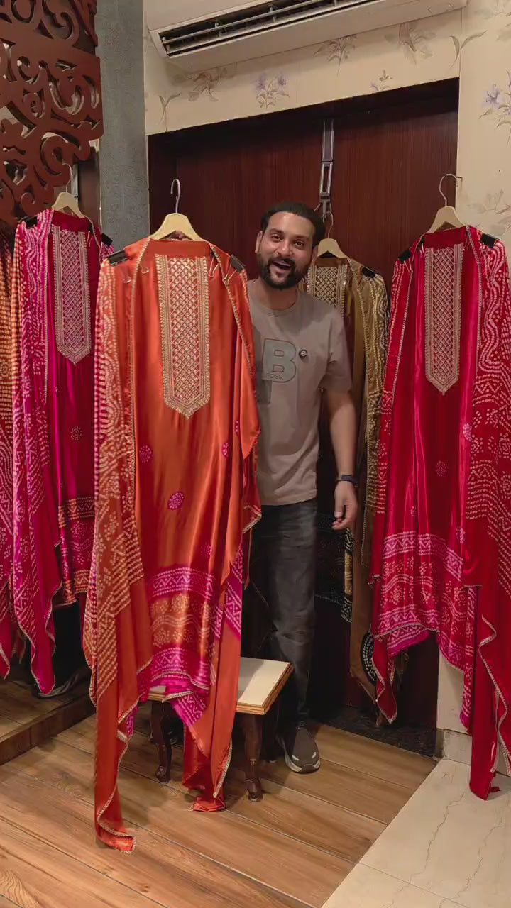 Gajji Silk 9.O with Bandhani Prints