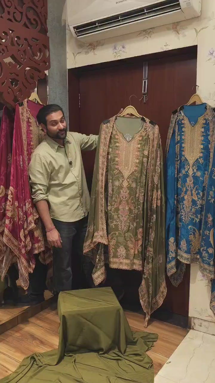 Pakistani Pure Crepe Suit- Grand Embroidered Dupatta