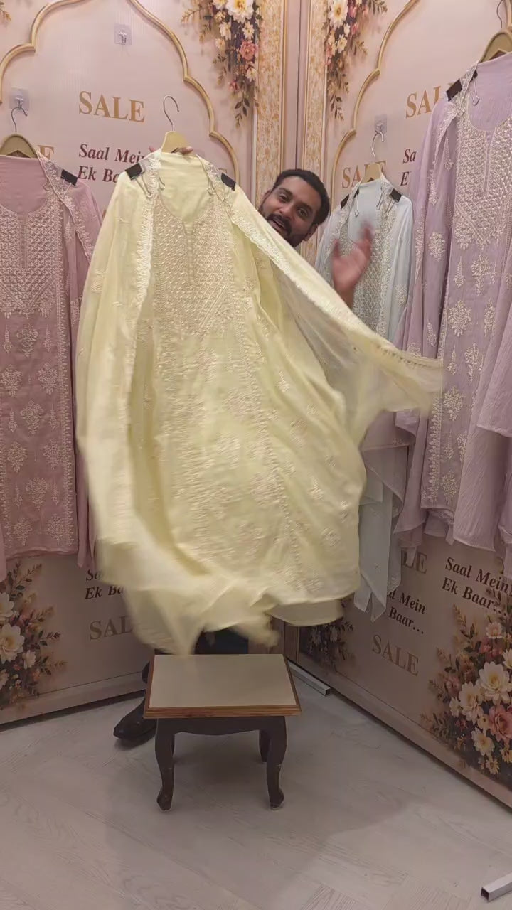 Lucknowi Embroidered Mulchanderi Suit