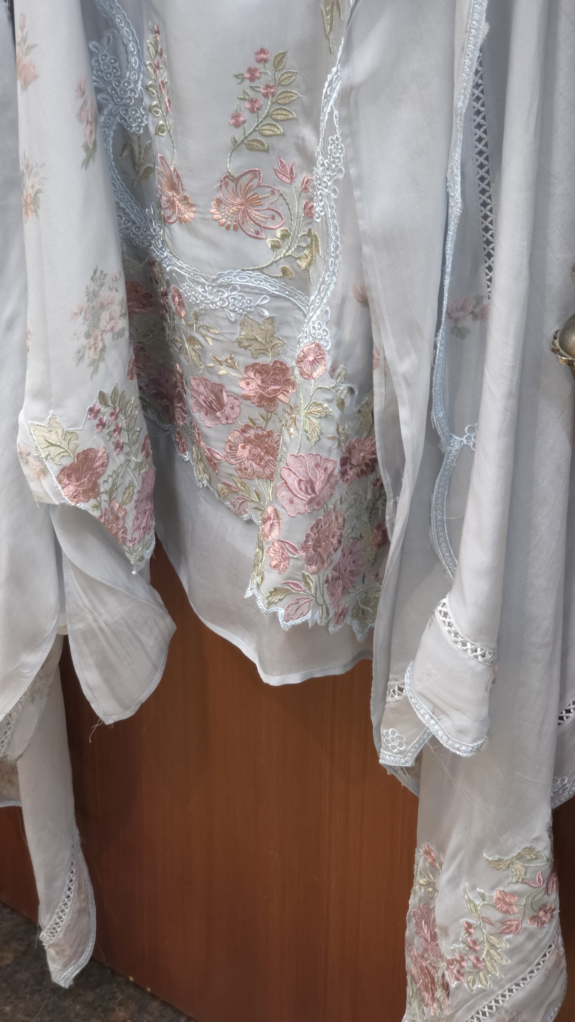 Exhibition's Choice Pakistani Pure Organza Suit 5.O